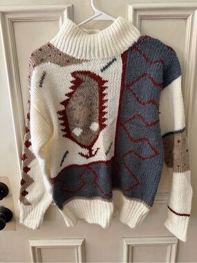 SML Sport Cream, Gray & Red Patterned Turtleneck Sweater